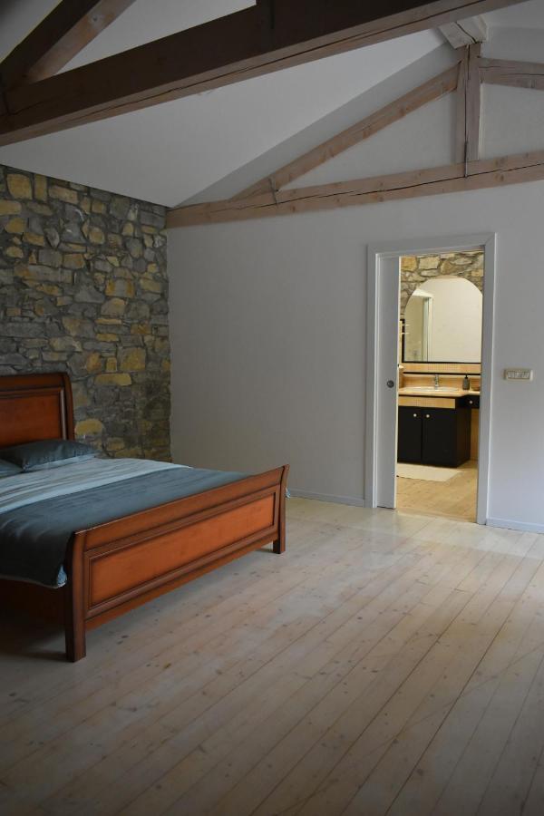 Small House In Vipava Valley Экстерьер фото