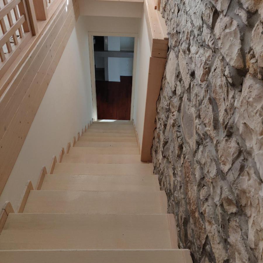 Small House In Vipava Valley Экстерьер фото